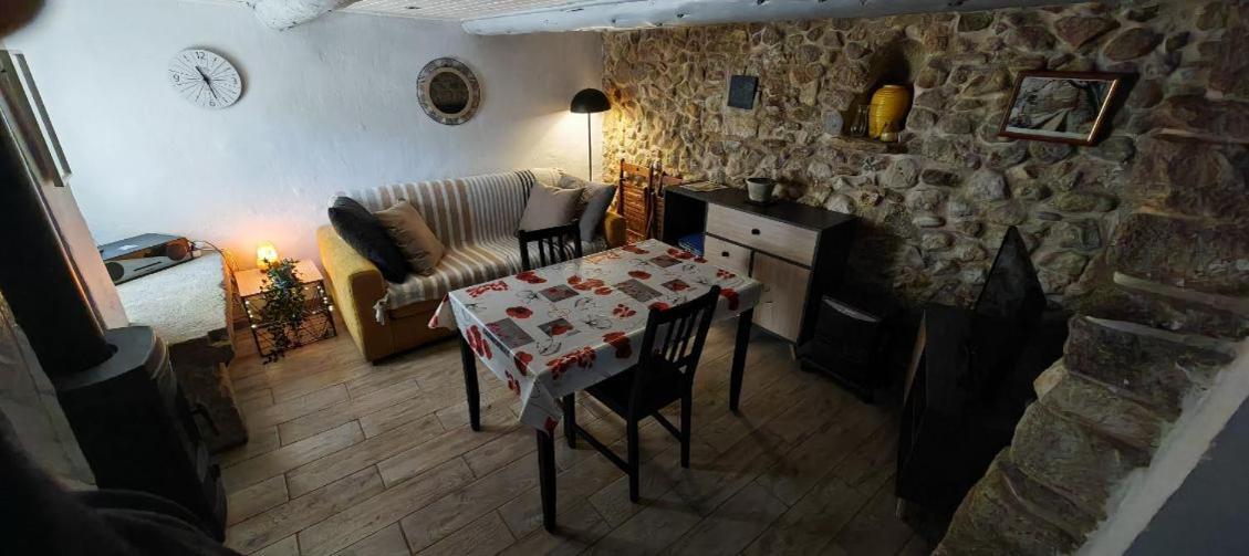Le Cabanon De Vally Caromb Dış mekan fotoğraf